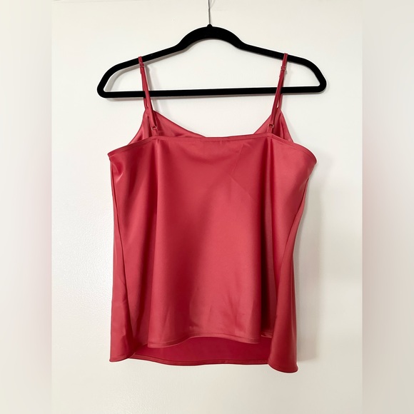 Banana Republic Factory Silky Cowl-Neck Camisole Salmon #742574 Size M EUC - Picture 2 of 12